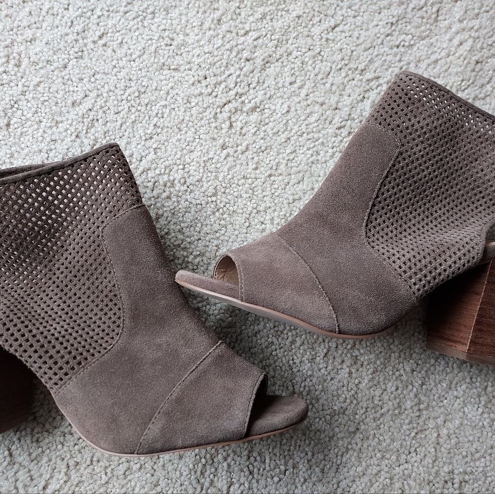 Market & Spruce Bootie